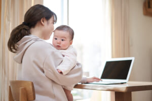 スキマ時間で仕事をはじめよう！子育て×内職